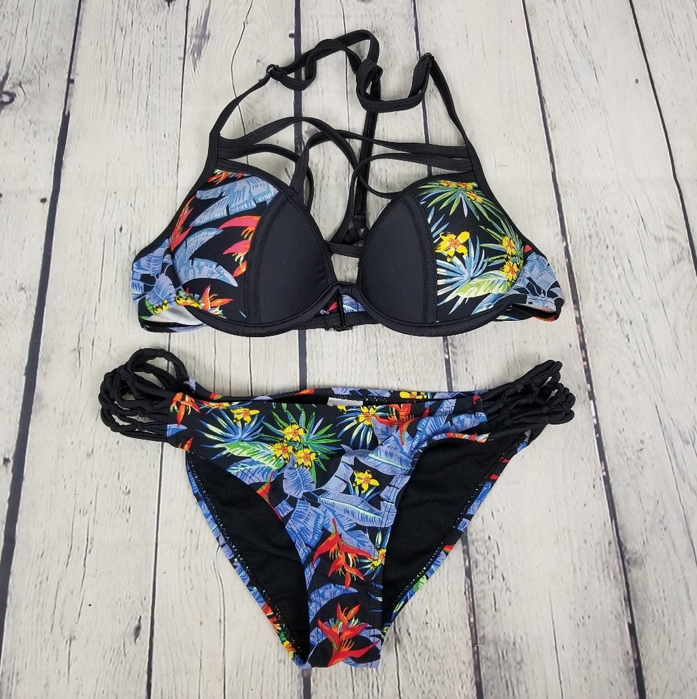BLUENOTES | floral tropical strappy bikini set